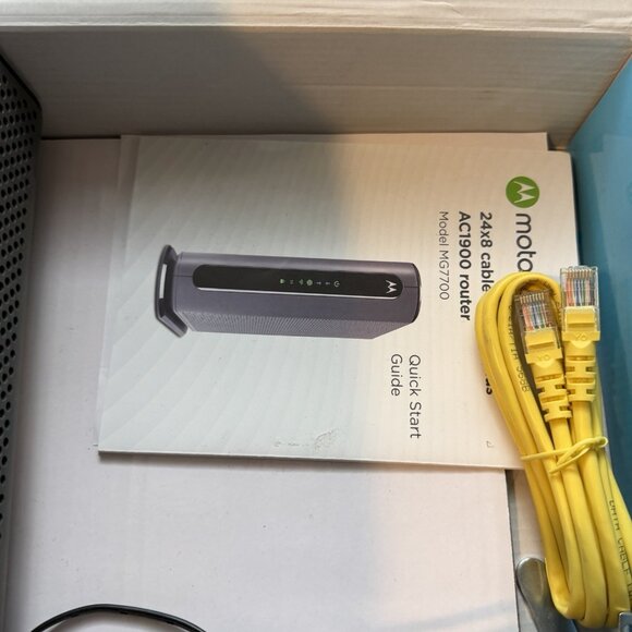 Motorola Wireless Modem MG 7700 Approved For Xfinity Cox - VGC - Picture 6 of 8